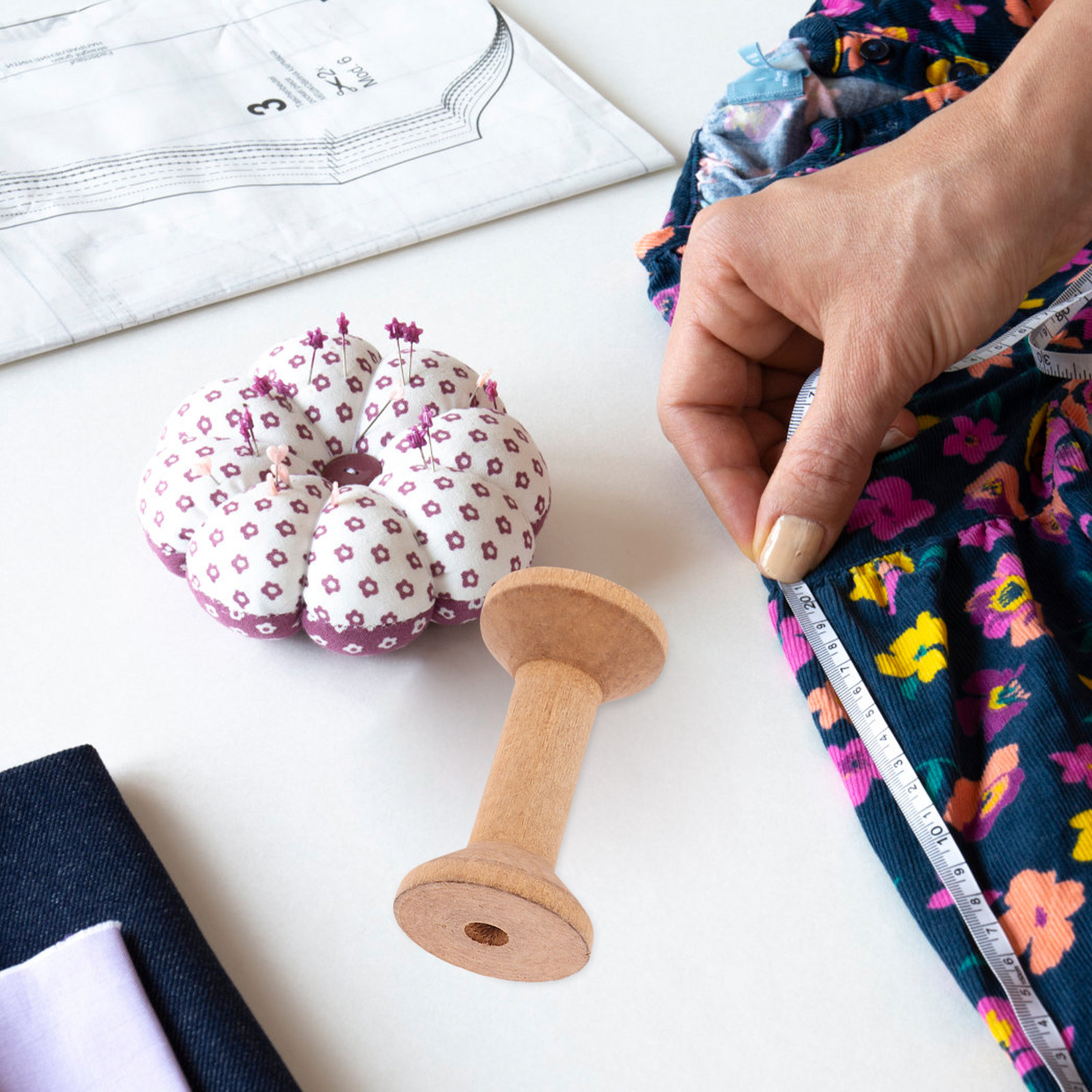 8Pcs Barrel Shaped Wooden Spoo - Thread Bobbins Empty のレビューと価格