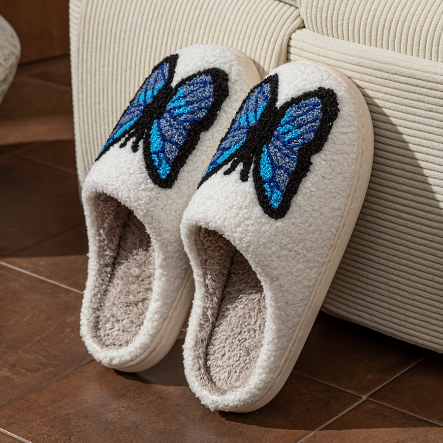 YNPO 2026 New Women's Slippers - Sewing Embroidery Fabric のレビューと価格