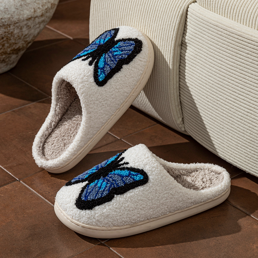 YNPO 2026 New Women's Slippers - Sewing Embroidery Fabric のレビューと価格