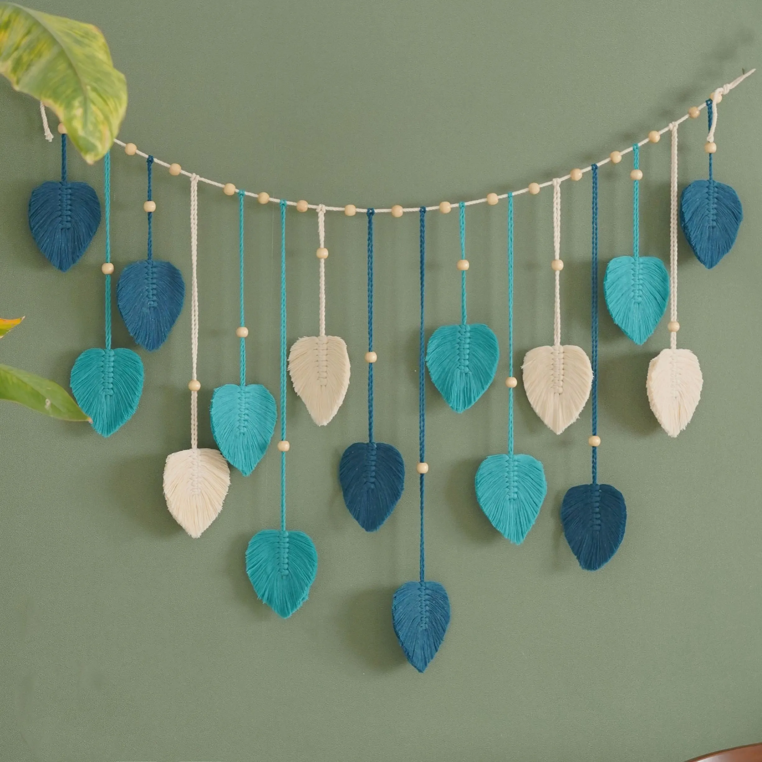 1 Pc Green Leaves Garland, Mac - Century Textile & Sewing Supply Reviews のレビューと価格