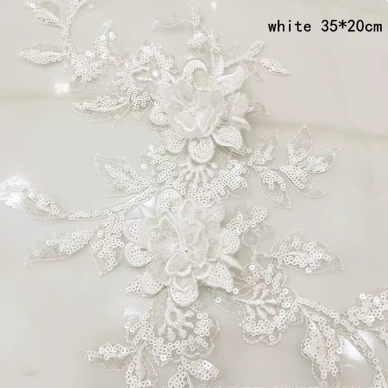 Multi Colored Sequins, Three-d - Sewing Embroidery Fabric のレビューと価格