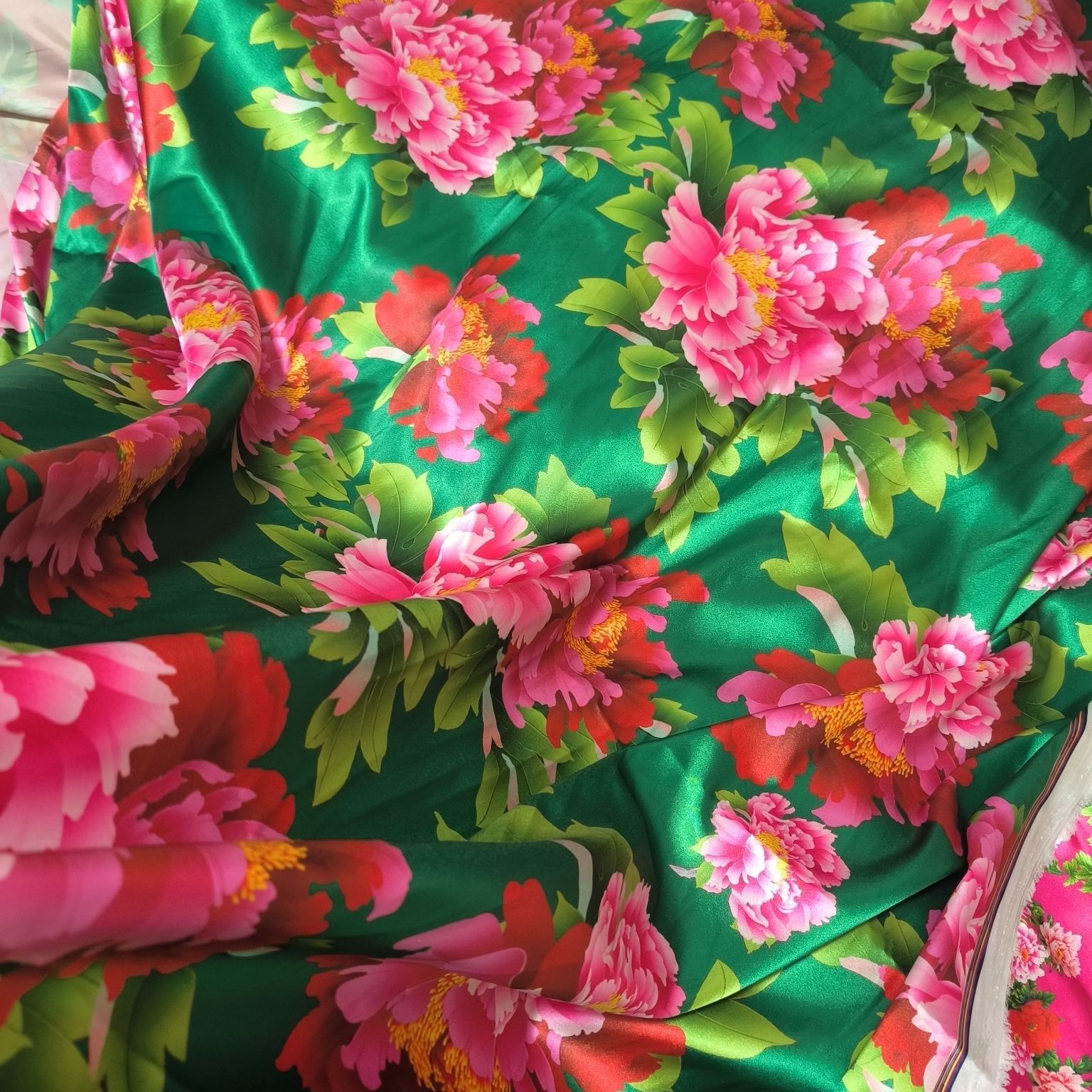 Satin Fabric Cloth without Ove - Sewing In Textile のレビューと価格